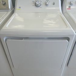 GE DRYER WHITE