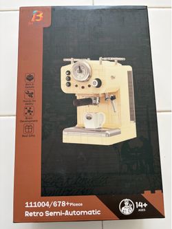 Super cool Retro Semi-Automatic Coffee Machine brick building set, NIB