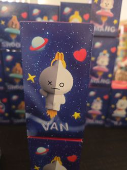 MC DONALD'S BT21 Van