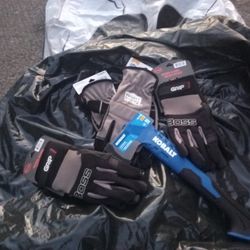 Gloves &  Hatchet 