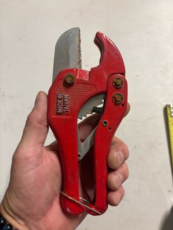 Pipe cutters