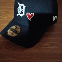 Detroit Tigers Heart A-Frame Snapback Hat 