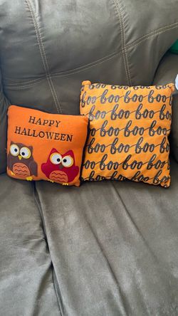 2 Halloween Pillows