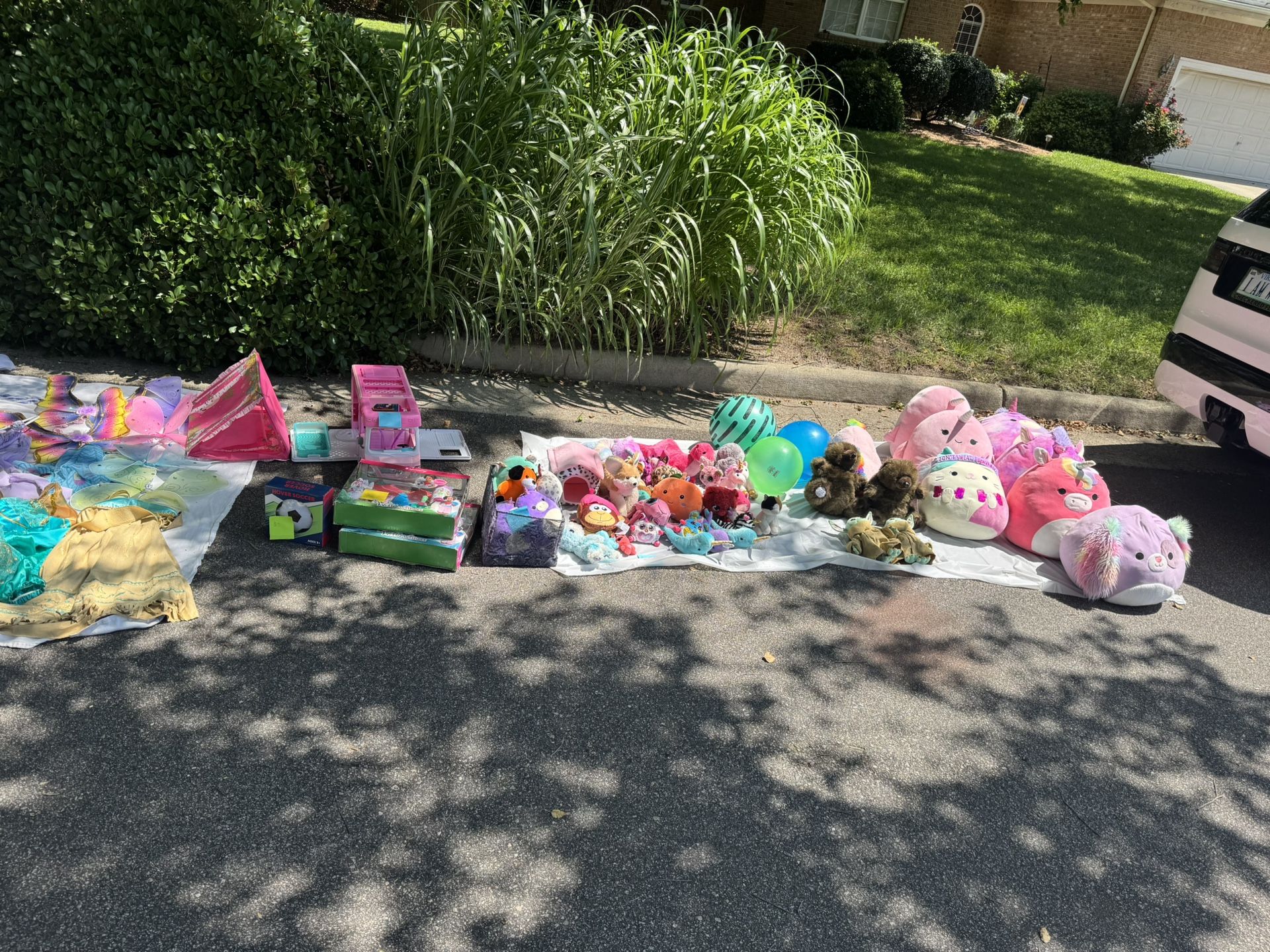 Garage Sale Kid Stuff