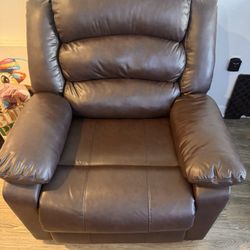 2 Brown Recliners 