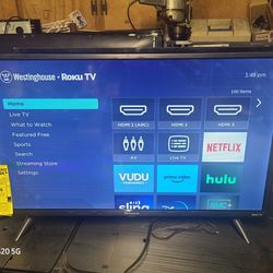 New 32" Roku Smart Tv With Remote 