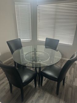 Kitchen table