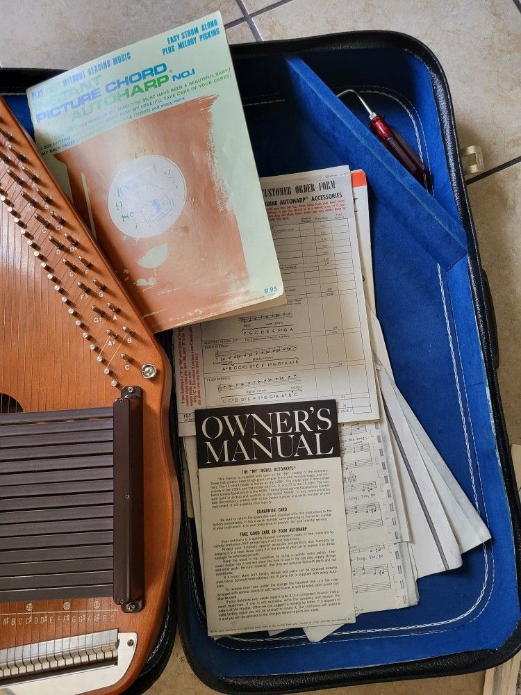 Autoharp By Oscar Schmidt 