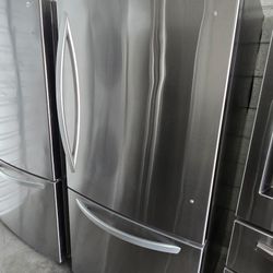 LG Refrigerator 33 Inch 
