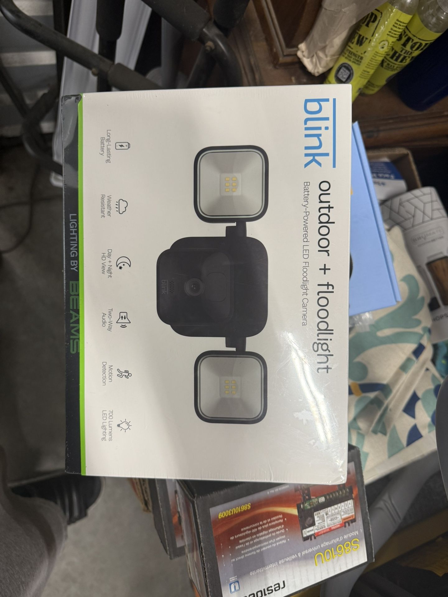 Blink Outdoor + Floodlight
