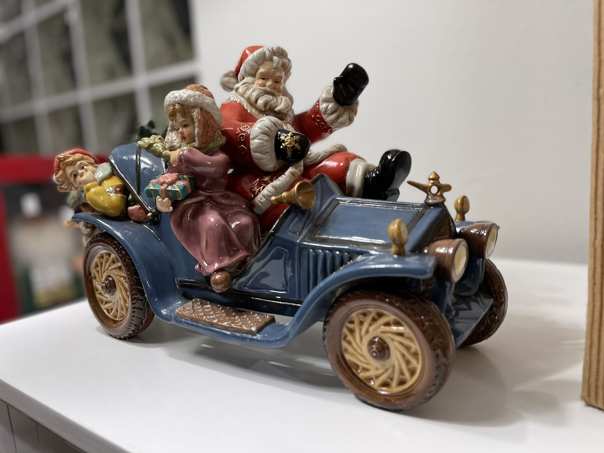 2003 Grandeur Noel Porcelain Santa Claus On Wheels Car Figurine Vintage Antique Classic Driving