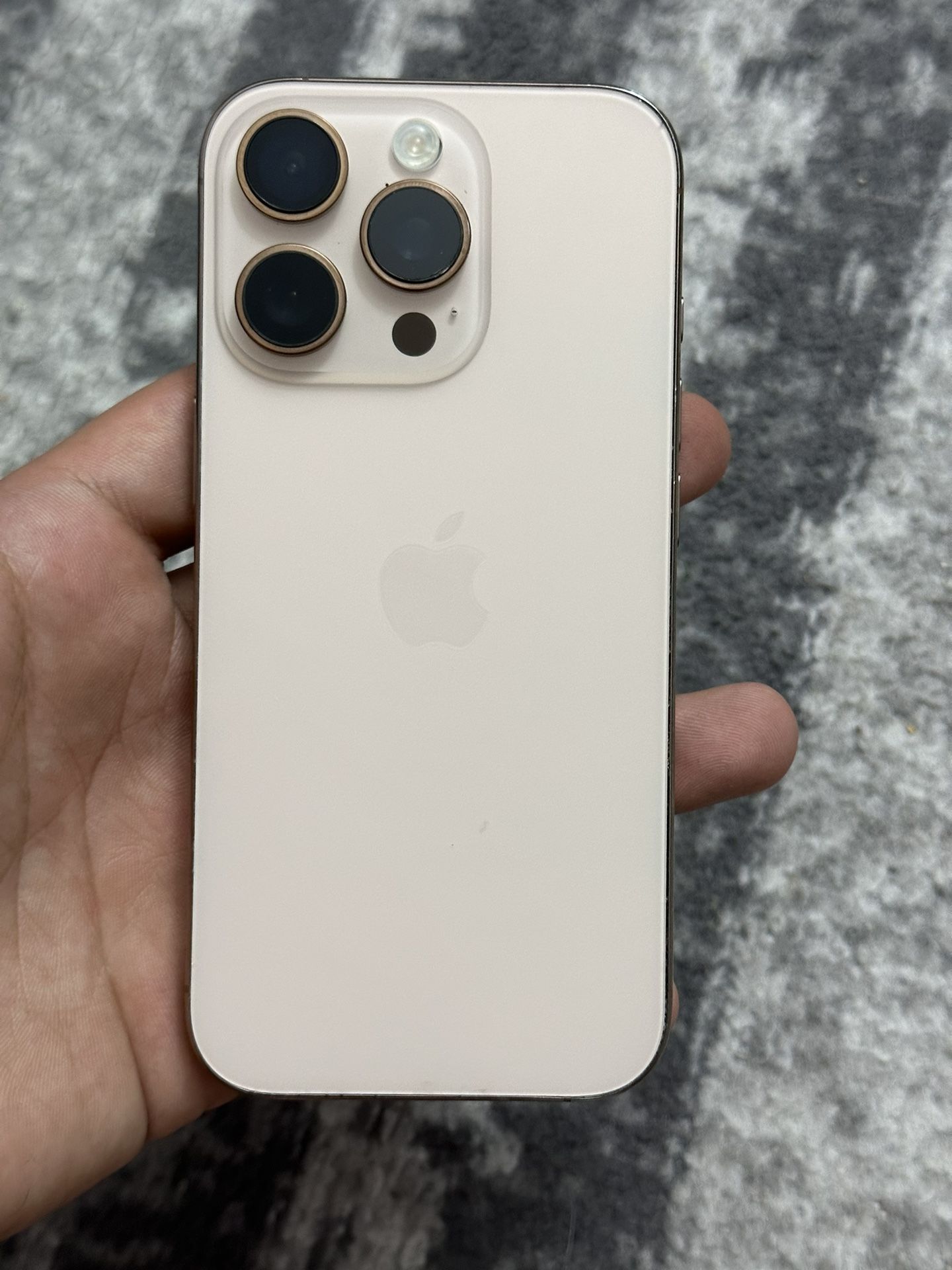 iPhone 16 Pro Max 512GB UNLOCKED