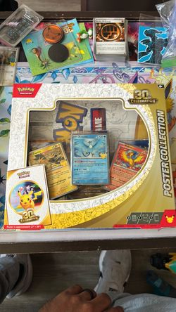 Pokémon TCG 30th Celebration Poster Collection Box