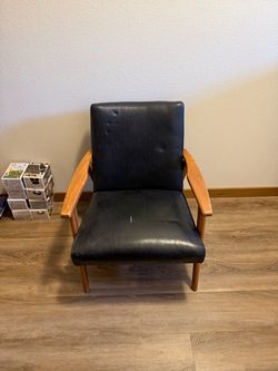 Mid-Century Modern Black Leather Armchair