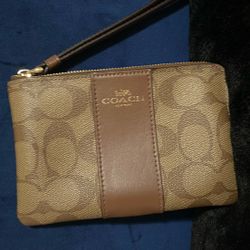 Small Coach Wallet 