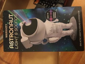 Astronaut light projector