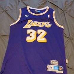 Magic Johnson Throwback Jersey