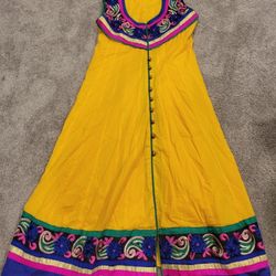 Traditional  Indian Dress COSTUME w Embroidered Large.