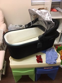 UppaBaby Bassinet for the Vista stroller