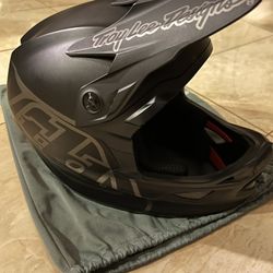 Mountain Bike Helmet