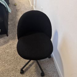 Black Rolling Desk Chair. Plush. 