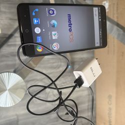 ZTE Metro PCs Phone Model Z981