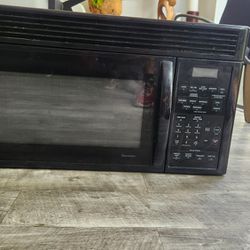 Free GE Built In  Microwave - Working Perfectly 