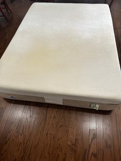 SIMMONS COMFORPEDIC  Luxury Memory Form Mattress