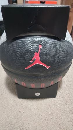 Air Jordan Adult Outdoor Basketball