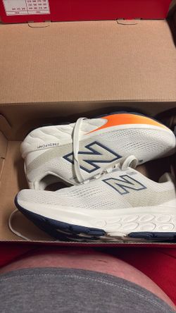 New balance shoes