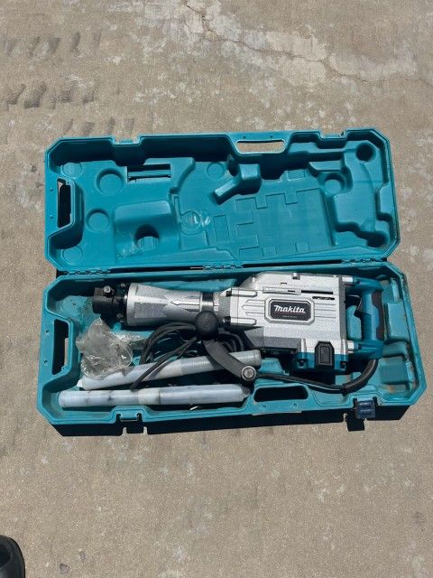 Makita Jack Hammer