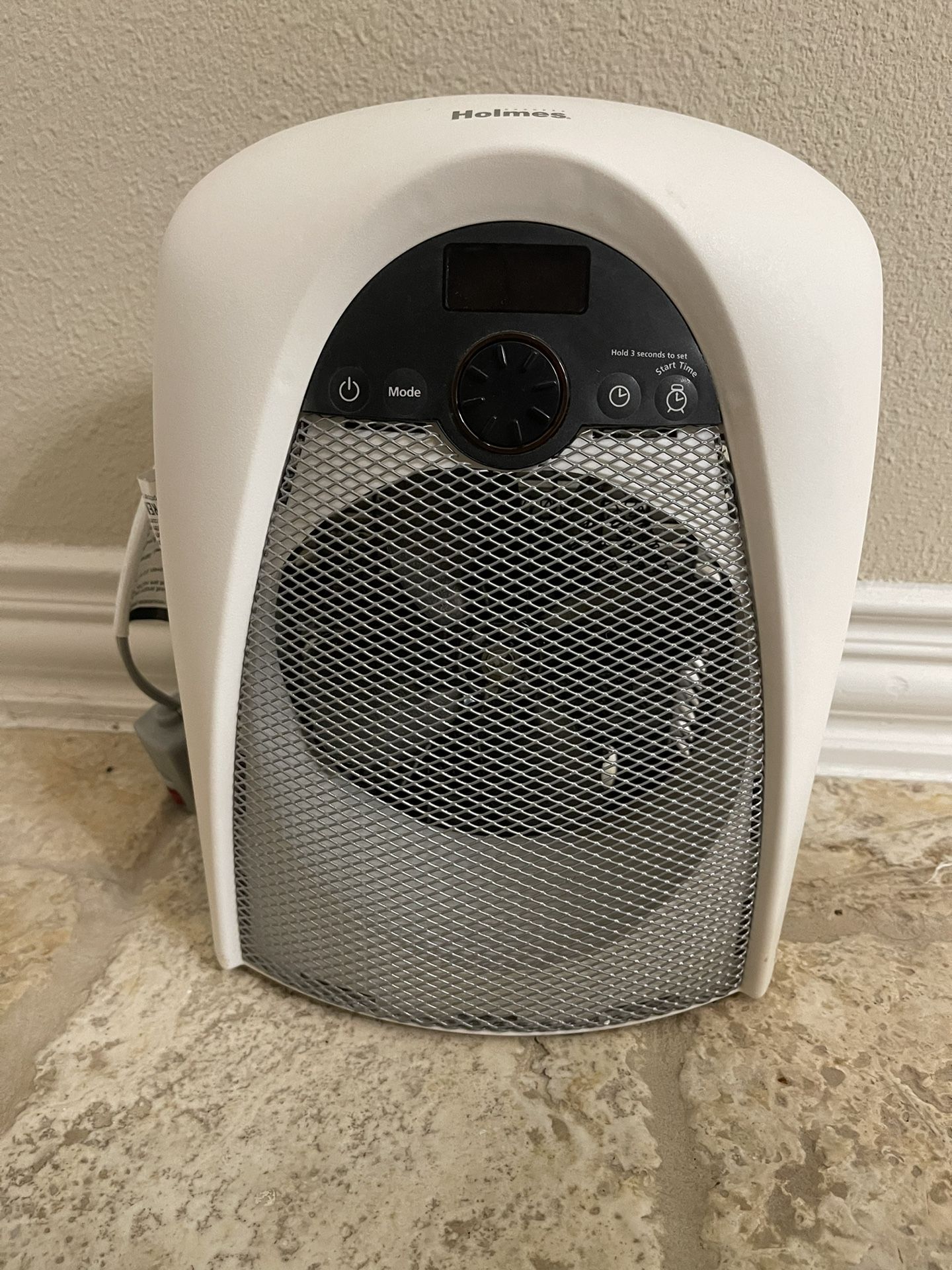 Holmes Digital Bathroom Heater Fan with Pre-Heat Timer and Max Heat Output, HFH436WGL-UM