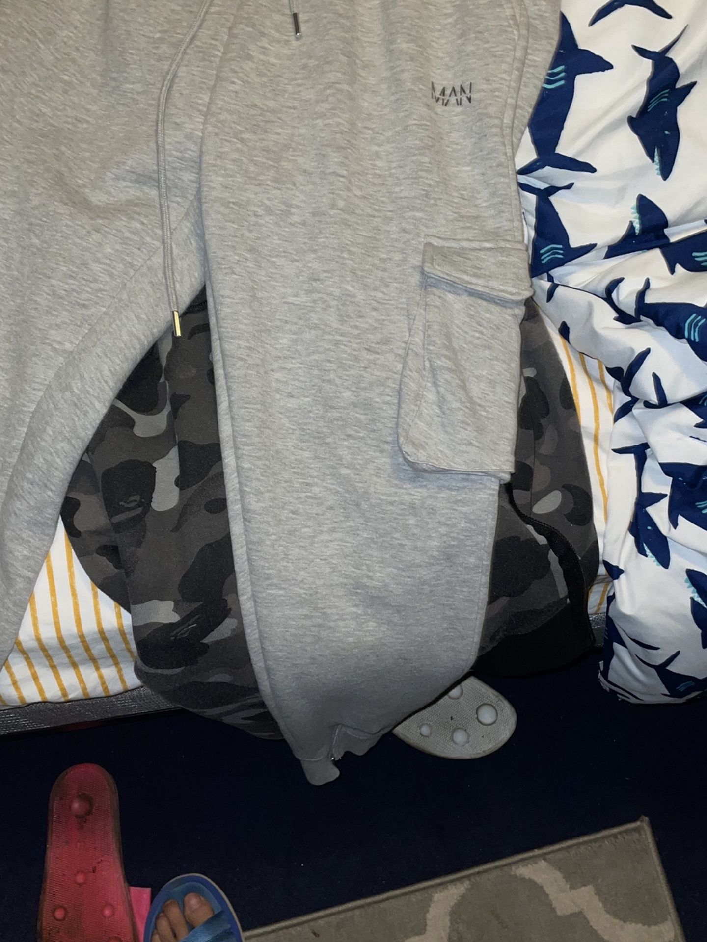 boohoo man sweatpants