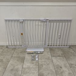 Extra Wide Pet Gate / Safety Gate - Fits Openings 29.7” - 68”