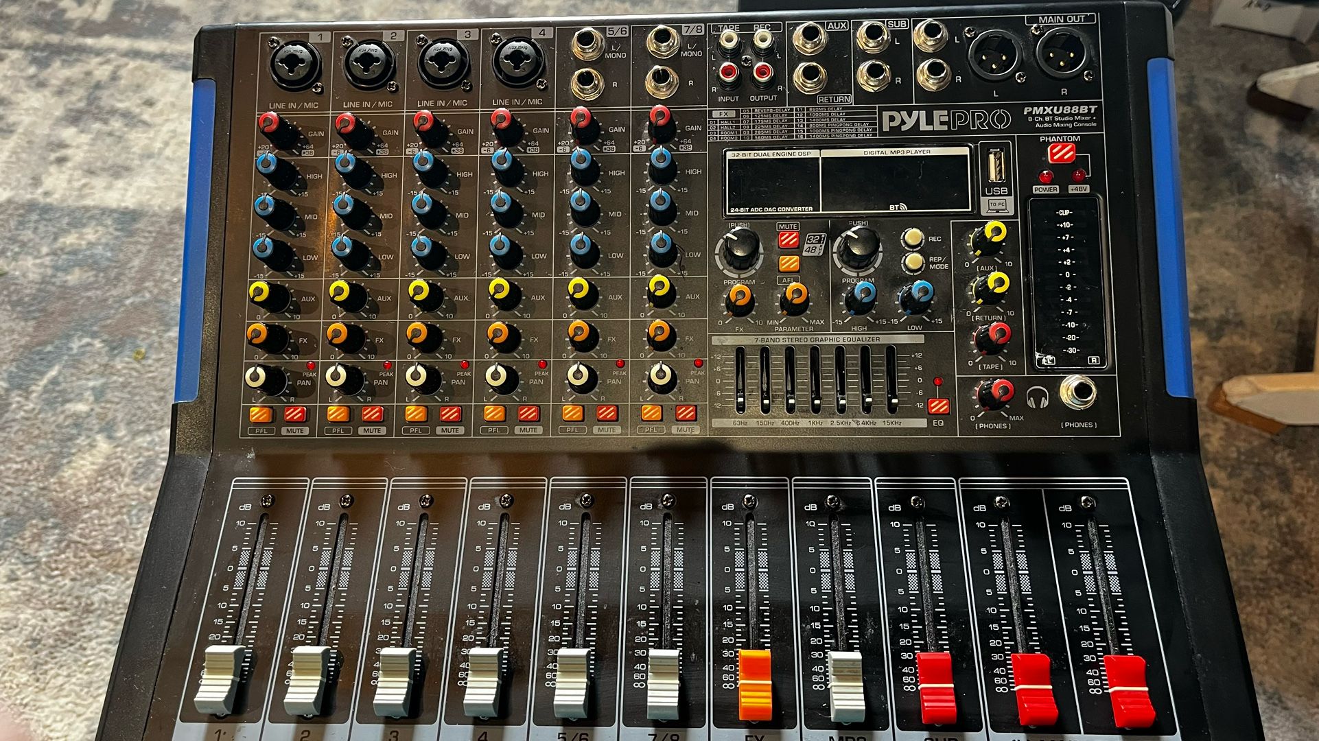 8 Channel  PYLE  Mixing Board