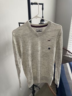 Hollister small Mens sweater- new with tags