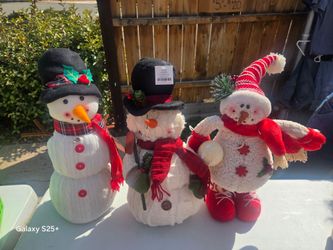 Plush Snowmen