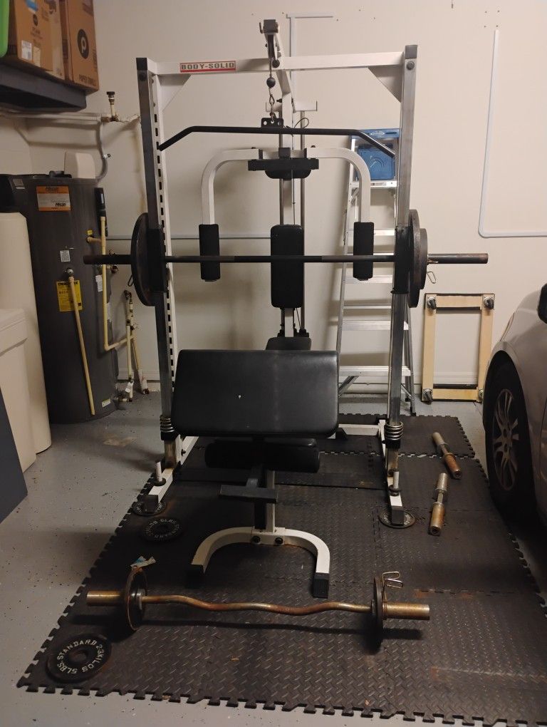 Smith Machine With Weights