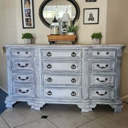 Dresser  .. Entry Table 