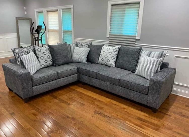 Large Grey Sectional Sofa Couch!! New