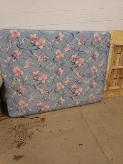Pre Owned Mattress. Posture Brace
