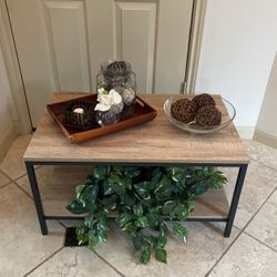 Coffee Table With Decor / Gorgeous / Katy Today 