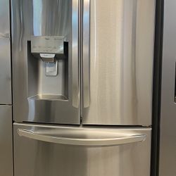 Midea - Upright Freezer 13.8 Cubic Feet in White