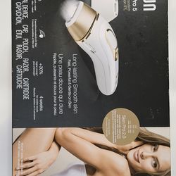 Braun IPL, Silk·Expert Pro 5, IPL Hair Removal for Women and Men, Permanent Laser Hair Reduction At-Home