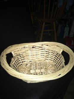 Very nice oval basket