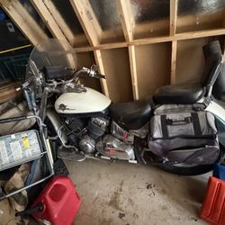 Yamaha Stan Bike Motorcycle 