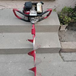 Gas Powered Auger 