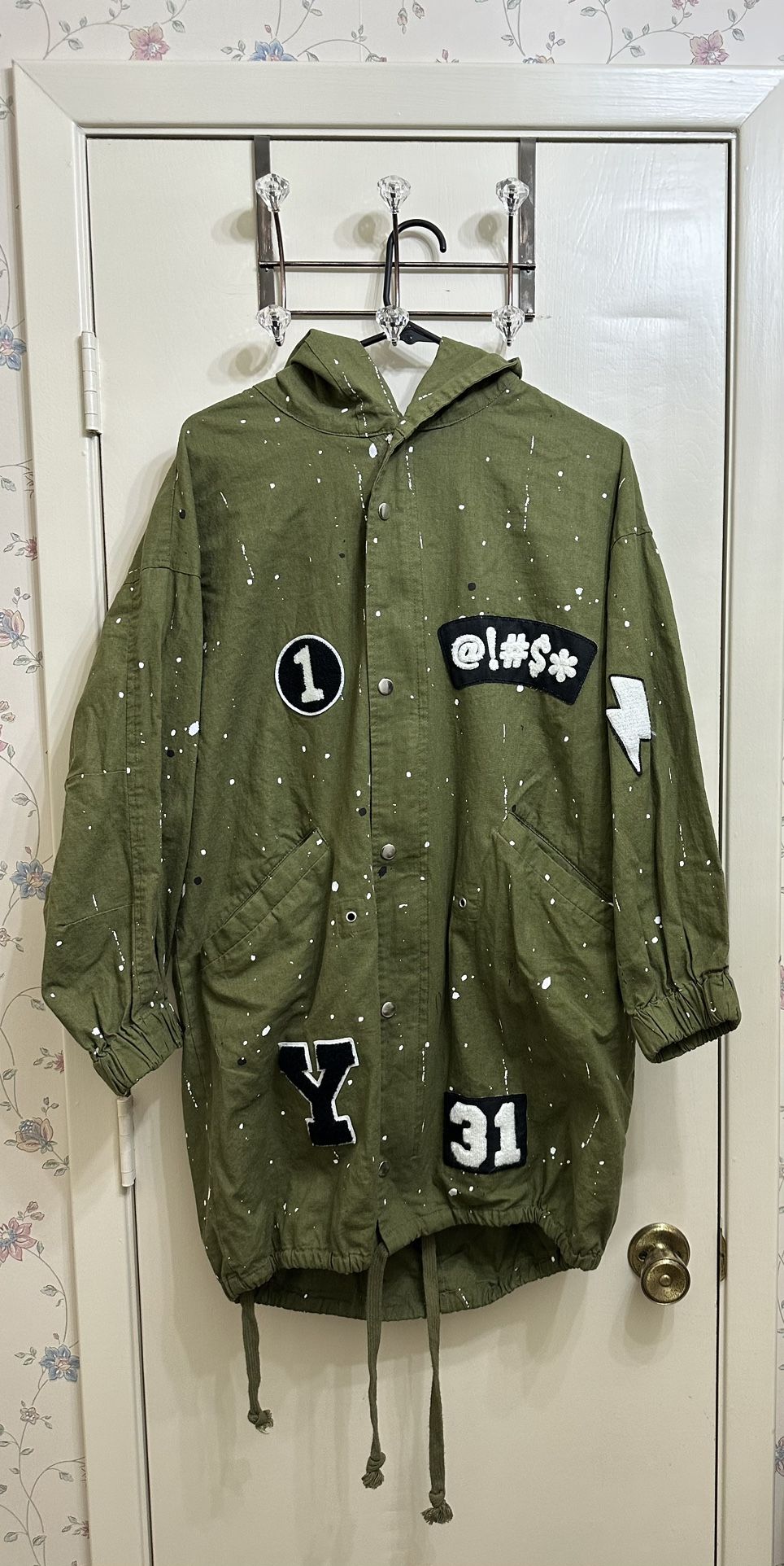Forever 21 Patched Paint Splatter Parks Jacket Size Small