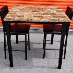 Table With 2 Chairs 