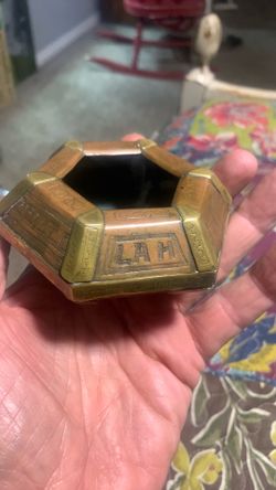 Vintage hand etched brass and copper maybe ink well or trinket bowl looks very old